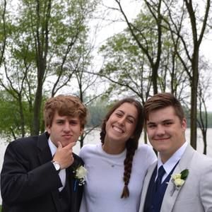 Meet your Posher, Sam